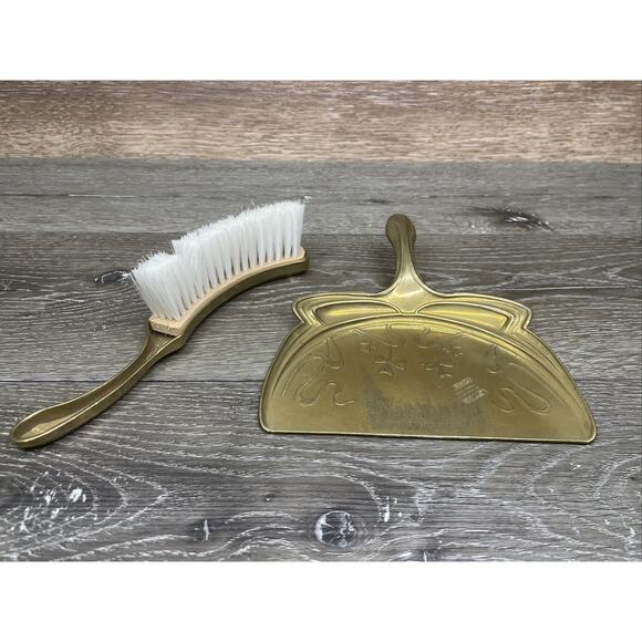 Art Nouveau Tischkehrset Bronze Shovel Dustpan and Brush Tishbürste